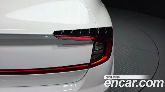 Hyundai Sonata (DN8) 1.6 Turbo Premium Family 2020 — фото 23