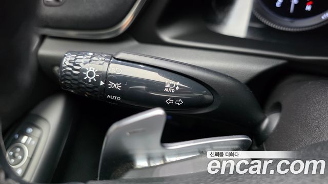 Hyundai Sonata (DN8) 1.6 Turbo Premium Family 2020 — фото 30