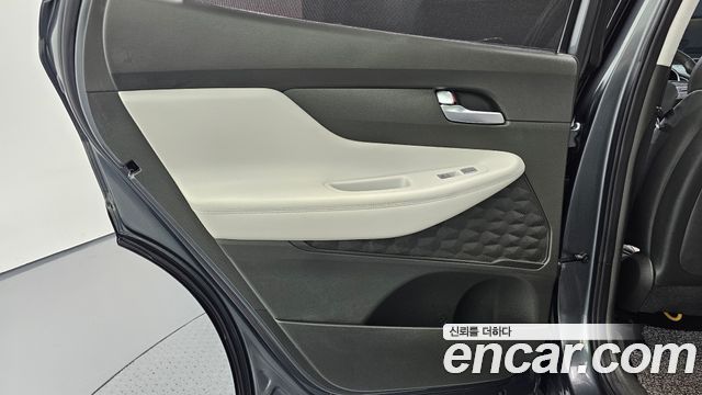 Hyundai Santa Fe Gasoline 2.5T 2WD Calligraphy 2021 — фото 25
