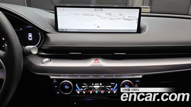Genesis G80 (RG3) Gasoline 2.5 Turbo 2WD 2022 — фото 17