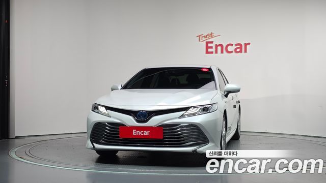 Toyota Camry (XV70) 2.5 XLE Hybrid 2019 — фото 3
