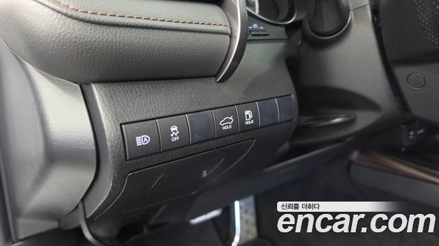 Toyota Camry (XV70) 2.5 XLE Hybrid 2019 — фото 21