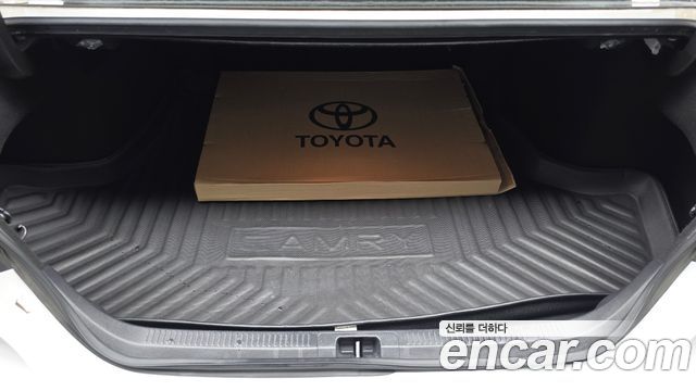 Toyota Camry (XV70) 2.5 XLE Hybrid 2019 — фото 24