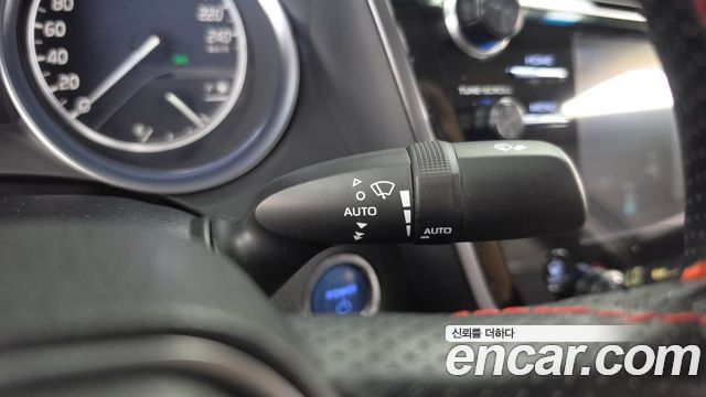 Toyota Camry (XV70) 2.5 XLE Hybrid 2019 — фото 35