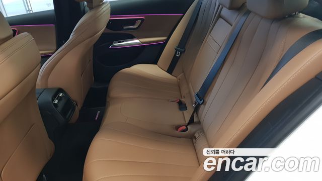 Mercedes-Benz E-Class (W214) E200 AMG Line 2026 — фото 24