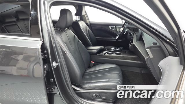 Kia K8 2.5 Gasoline 2WD Noblesse 2022 — фото 26