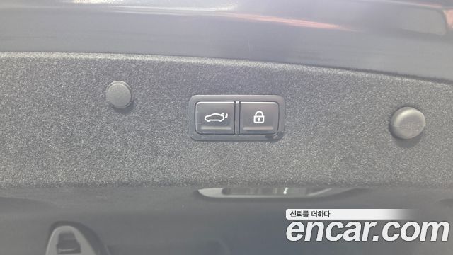 Kia K8 2.5 Gasoline 2WD Noblesse 2022 — фото 29