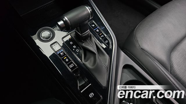 Kia Niro Prestige 2022 — фото 9