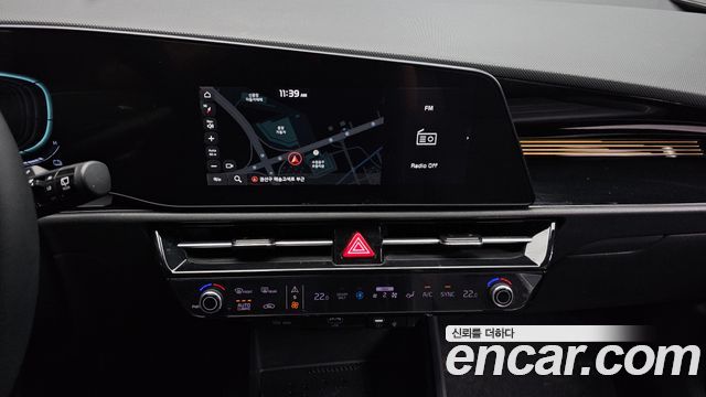 Kia Niro Prestige 2022 — фото 13