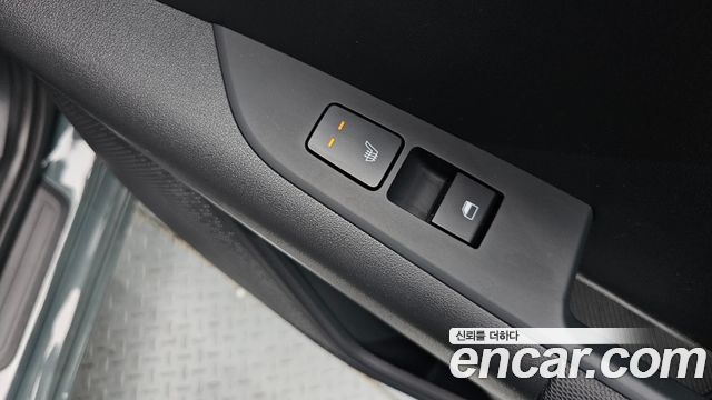 Kia Niro Prestige 2022 — фото 18