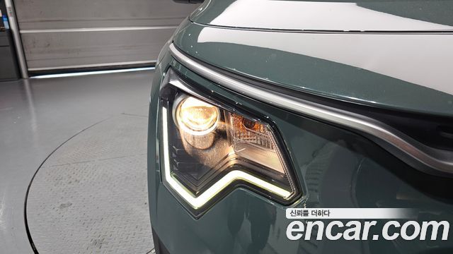 Kia Niro Prestige 2022 — фото 22