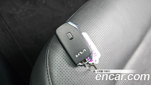 Kia Niro Prestige 2022 — фото 27