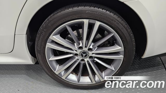 Mercedes-Benz CLS-Class (C257) CLS400d 4MATIC 2019 — фото 21