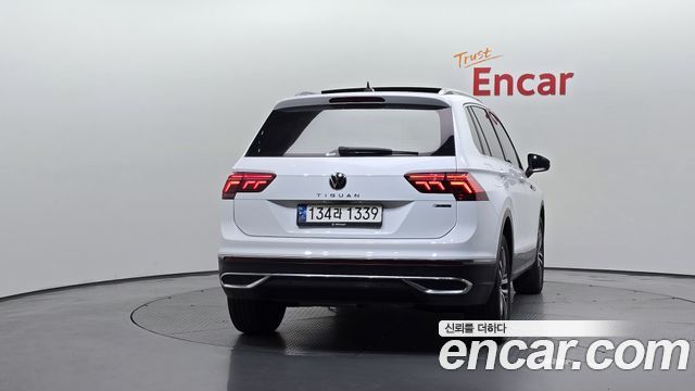 Volkswagen Tiguan (II) 2.0 TDI 4Motion Prestige 2023 — фото 4