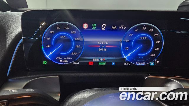 Mercedes-Benz EQB (X243) EQB300 4MATIC Progressive 2026 — фото 20