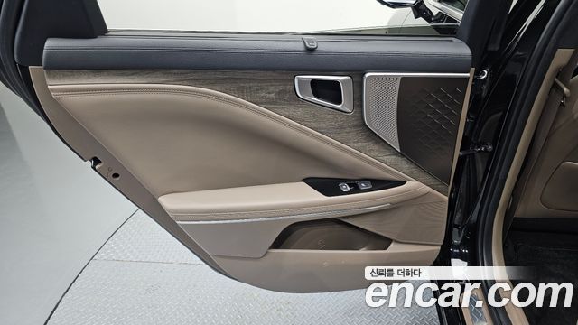 Kia K8 Hybrid Noblesse 2023 — фото 25