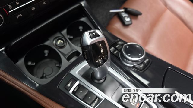 BMW 5 Series (F10) 520d 2014 — фото 9