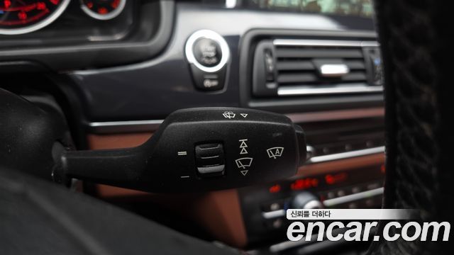 BMW 5 Series (F10) 520d 2014 — фото 16