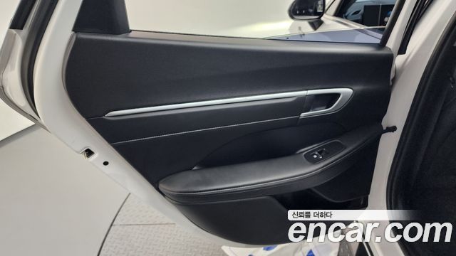 Hyundai Sonata The Edge (DN8) 2.0 Premium 2024 — фото 31