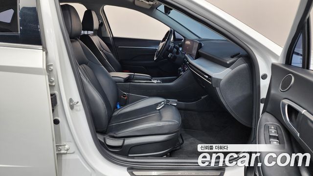 Hyundai Sonata The Edge (DN8) 2.0 Premium 2024 — фото 32