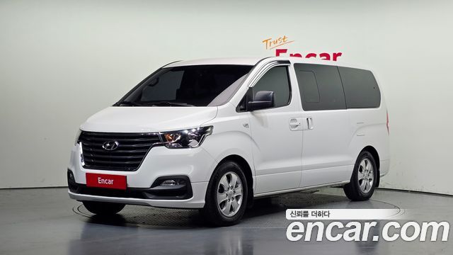 Hyundai Grand Starex Urban 9-Seater Premium