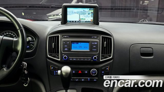 Hyundai Grand Starex Urban 9-Seater Premium 2019 — фото 14