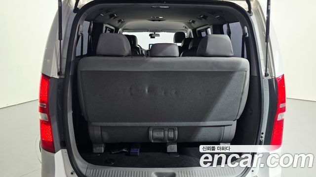 Hyundai Grand Starex Urban 9-Seater Premium 2019 — фото 20