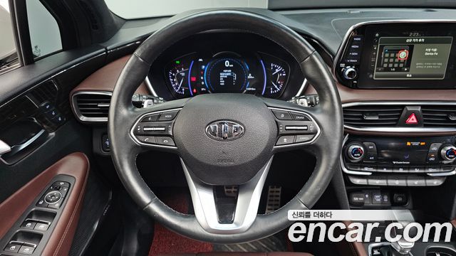 Hyundai Santa Fe (TM) Diesel 2.2 2WD Inspiraition 2019 — фото 13