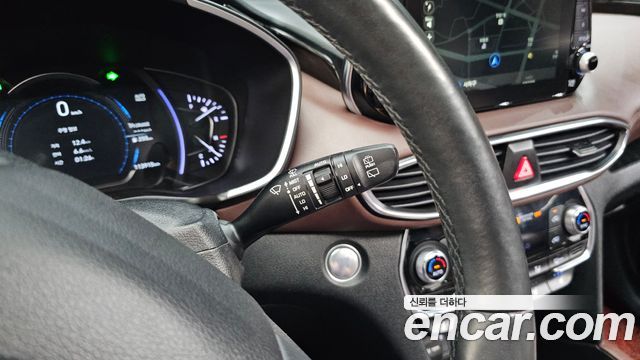 Hyundai Santa Fe (TM) Diesel 2.2 2WD Inspiraition 2019 — фото 20