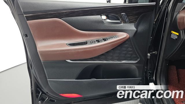 Hyundai Santa Fe (TM) Diesel 2.2 2WD Inspiraition 2019 — фото 24