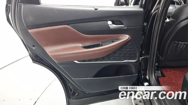 Hyundai Santa Fe (TM) Diesel 2.2 2WD Inspiraition 2019 — фото 25