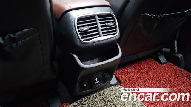Hyundai Santa Fe (TM) Diesel 2.2 2WD Inspiraition 2019 — фото 30
