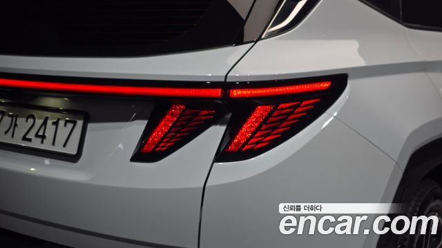 Hyundai Tucson Hybrid (NX4) HEV 1.6 2WD Inspiration 2024 — фото 23