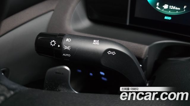 Hyundai Tucson Hybrid (NX4) HEV 1.6 2WD Inspiration 2024 — фото 27