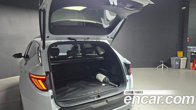 Hyundai Tucson Hybrid (NX4) HEV 1.6 2WD Inspiration 2024 — фото 33