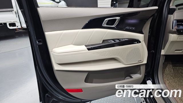 Kia Carnival (IV) Gasoline 7-Seater Hi-Limousine Signature 2023 — фото 24