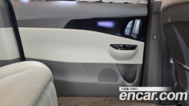 Kia Carnival (IV) Gasoline 7-Seater Hi-Limousine Signature 2023 — фото 25