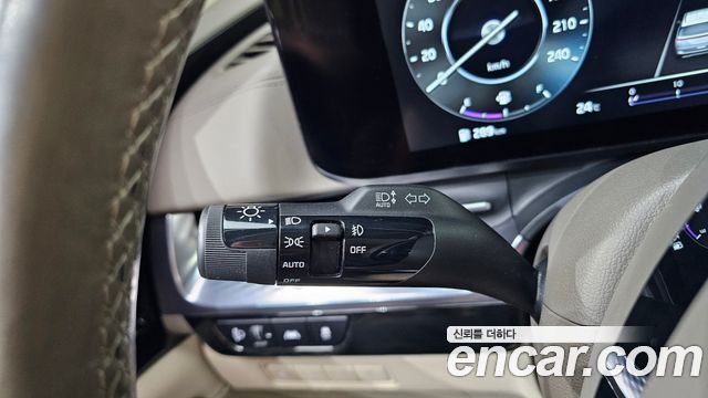 Kia Carnival (IV) Gasoline 7-Seater Hi-Limousine Signature 2023 — фото 27