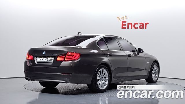 BMW 5 Series (F10) 528i xDrive 2013 — фото 2