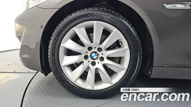BMW 5 Series (F10) 528i xDrive 2013 — фото 5