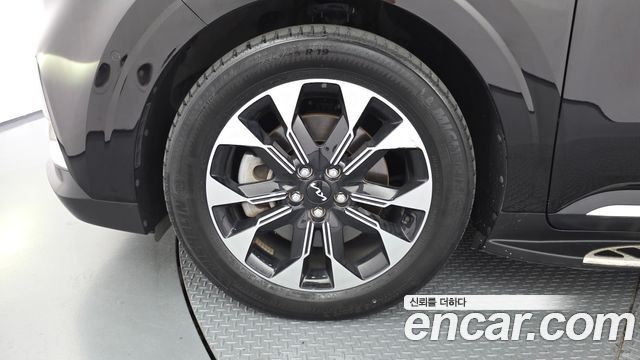 Kia Carnival (IV) Diesel 9-Seater Signature 2023 — фото 5