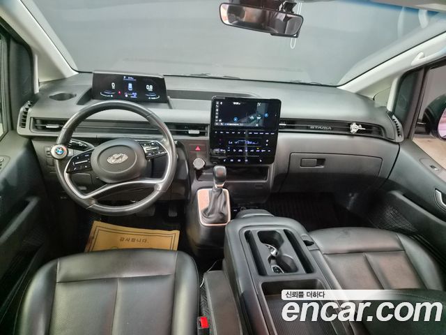 Hyundai Staria Tourer 11-Seater Modern 2022 — фото 16