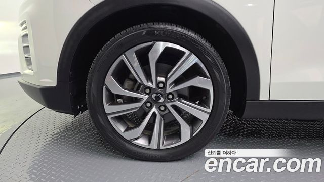 KG Mobility (SsangYong) Very New Tivoli Gasoline 1.5 2WD V5 2020 — фото 5