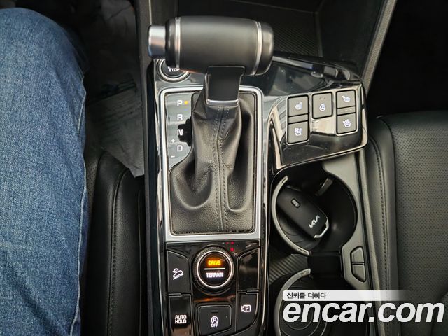 Kia Sportage (V) Diesel 2.0 4WD Prestige 2022 — фото 9