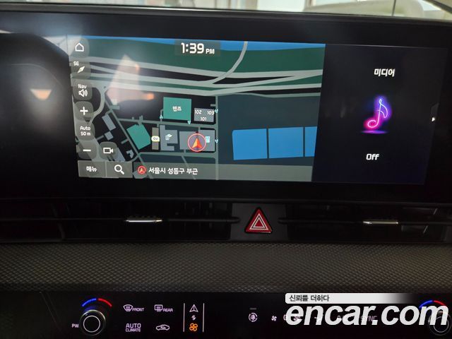 Kia Sportage (V) Diesel 2.0 4WD Prestige 2022 — фото 17
