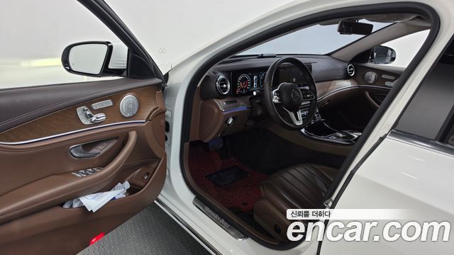 Mercedes-Benz E-Class (W213) E300 Exclusive 2019 — фото 10