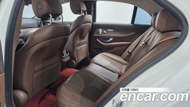 Mercedes-Benz E-Class (W213) E300 Exclusive 2019 — фото 20