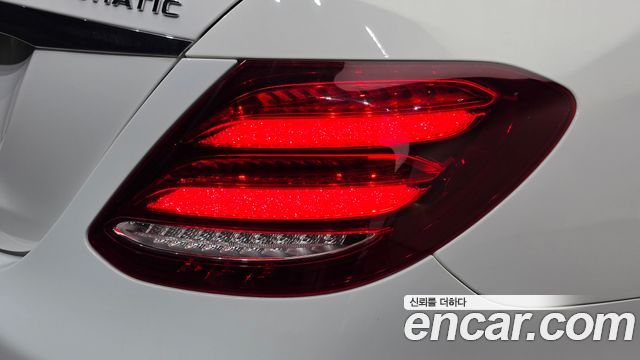 Mercedes-Benz E-Class (W213) E300 Exclusive 2019 — фото 23