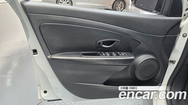 Renault Korea SM3 Neo SE 2015 — фото 24