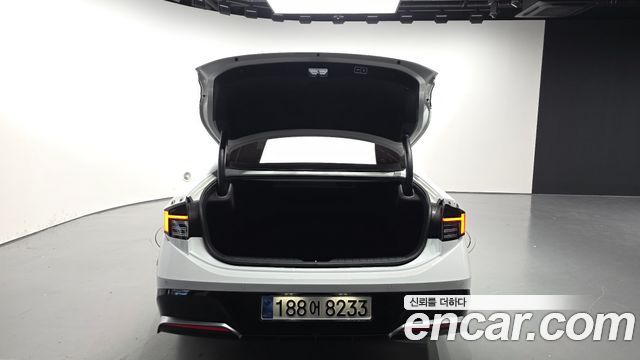 Hyundai Sonata The Edge (DN8) 1.6 Turbo Exclusive 2025 — фото 32